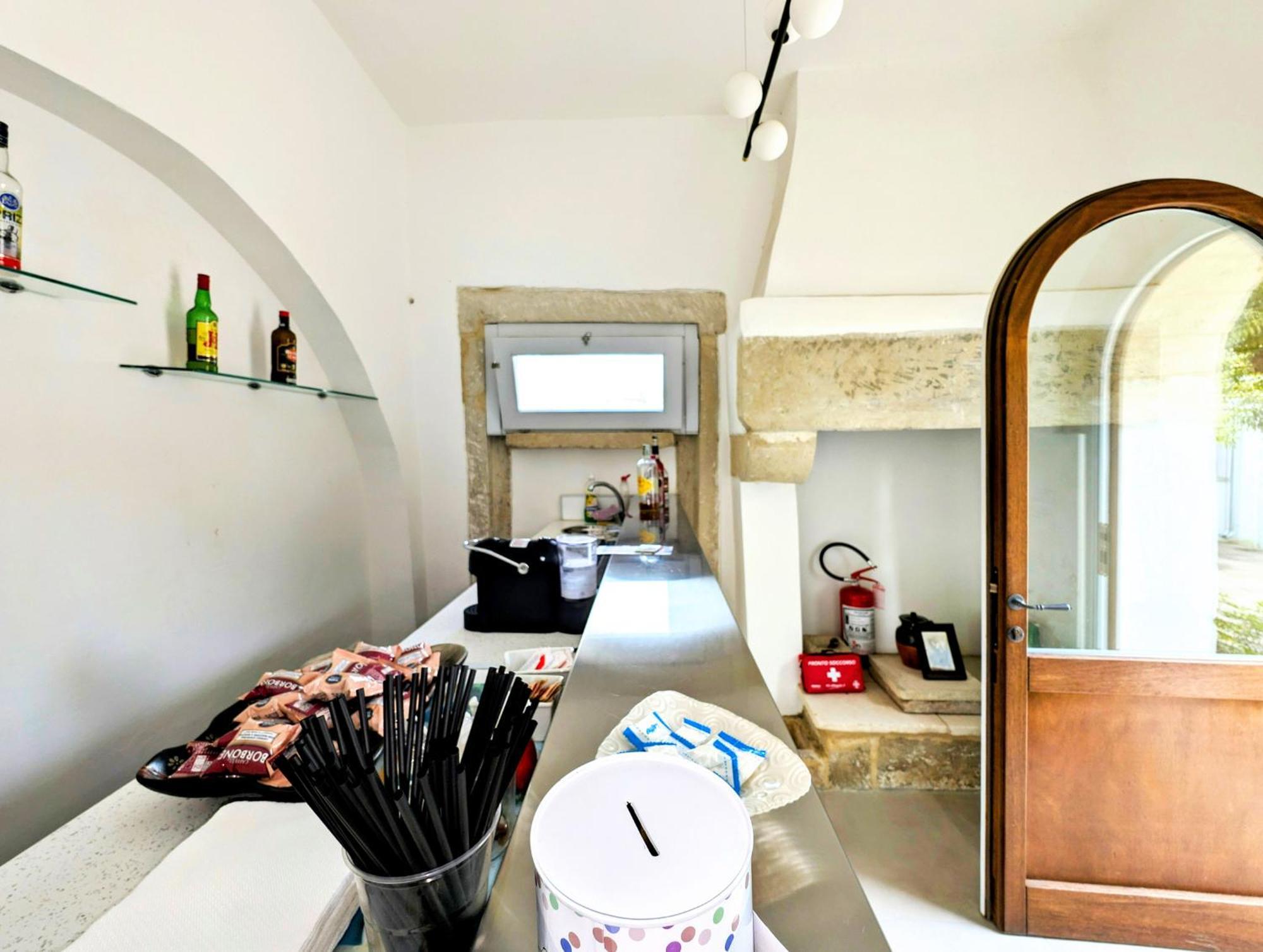 Oikia Vacanze Giuggianello Le Bey 外观 照片